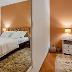 Joy - 40 M2 Heated Pool, 35 000 M2 Of Land Villa Pucisca